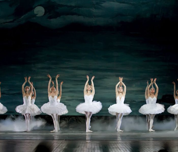 Ballet clássico: conheça o fascinante “O Lago dos Cisnes”