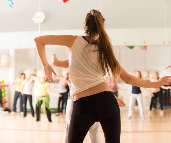 Como entrar em forma dançando? Escolha a dança certa para você