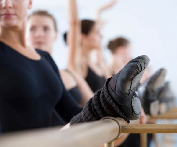 Conheça a incrível rotina de uma bailarina