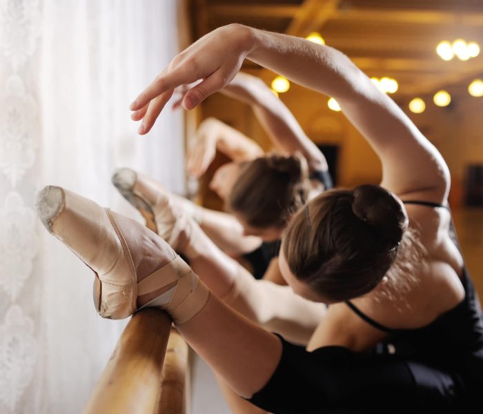 Estudar ballet no exterior: vale a pena o risco?