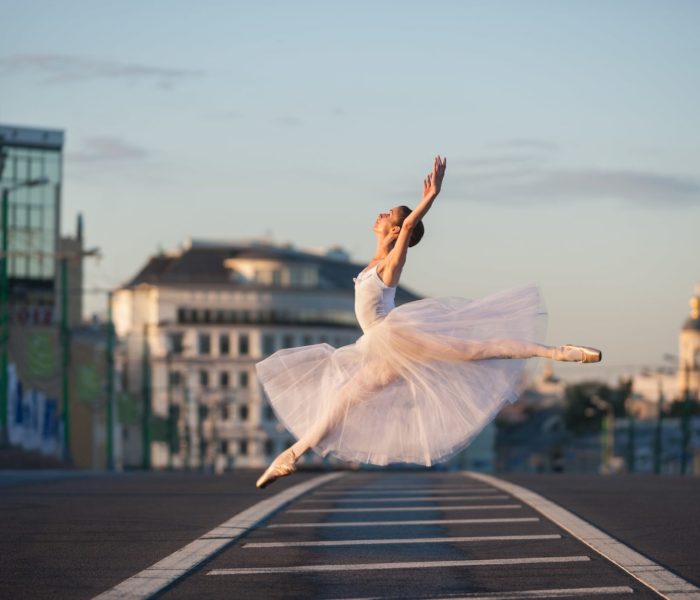 Aprenda como levar o estilo de bailarina para as ruas e caprichar no look