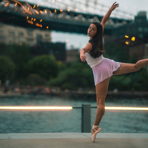 Como ser bailarina profissional? 4 dicas que vão te ajudar a conseguir!