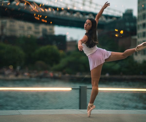 Como ser bailarina profissional? 4 dicas que vão te ajudar a conseguir!
