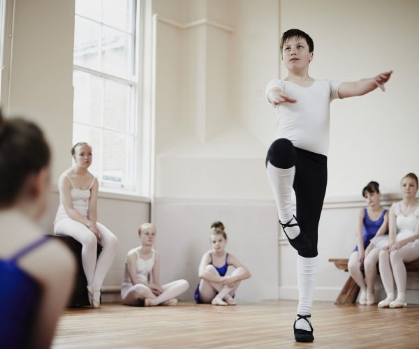 Entenda como o ballet influencia no desenvolvimento da criança