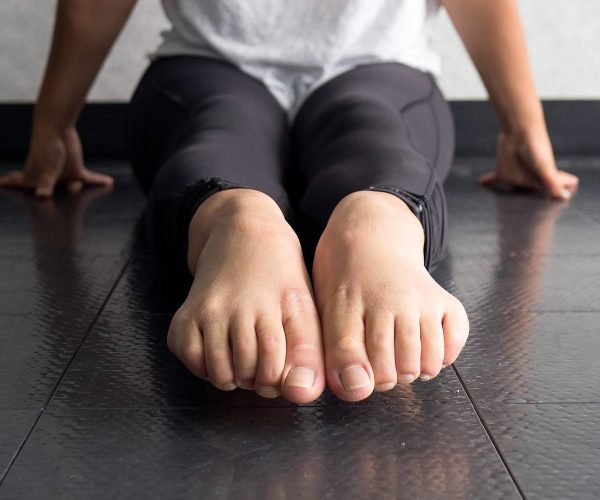 Conheça 3 exercícios para melhorar o colo de pé no ballet