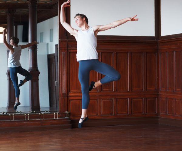 Ballet masculino: roupas que todo bailarino deve ter