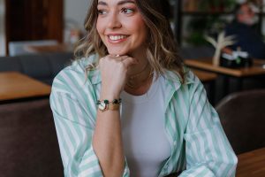 Em Off com Marcela Mendes